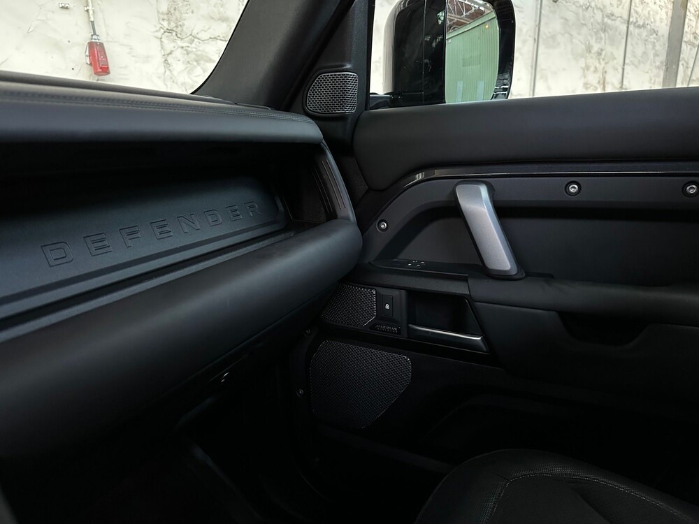 Land Rover Defender 5.0 P525 110 V8 Carpathian Edition 525pk 2022, P-086-PS