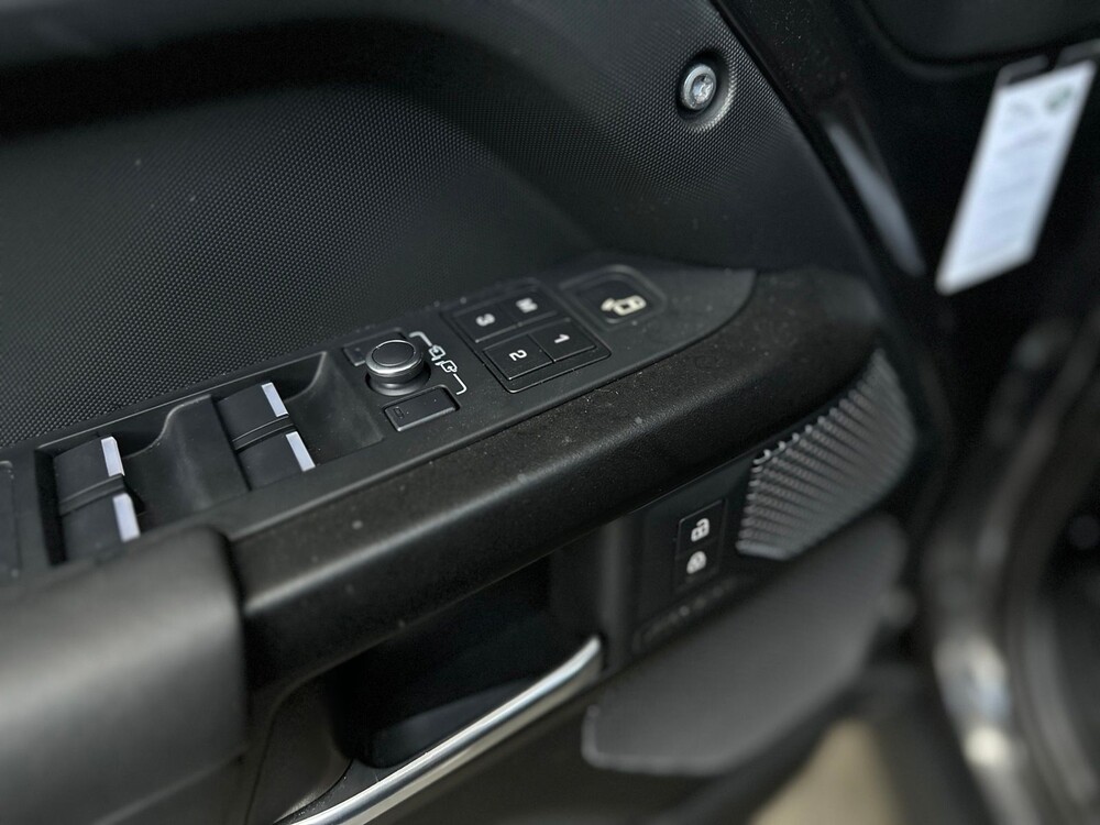 Land Rover Defender 5.0 P525 110 V8 Carpathian Edition 525pk 2022, P-086-PS