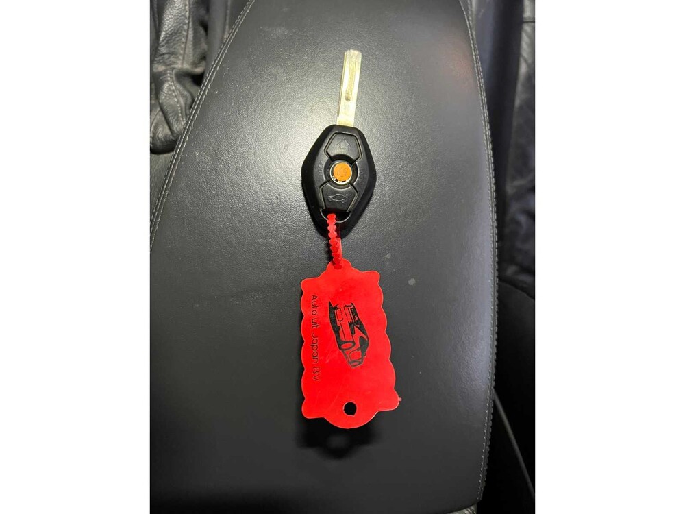 BMW 645Ci E63 4.4 V8 333hp SMG 2004 -Youngtimer-