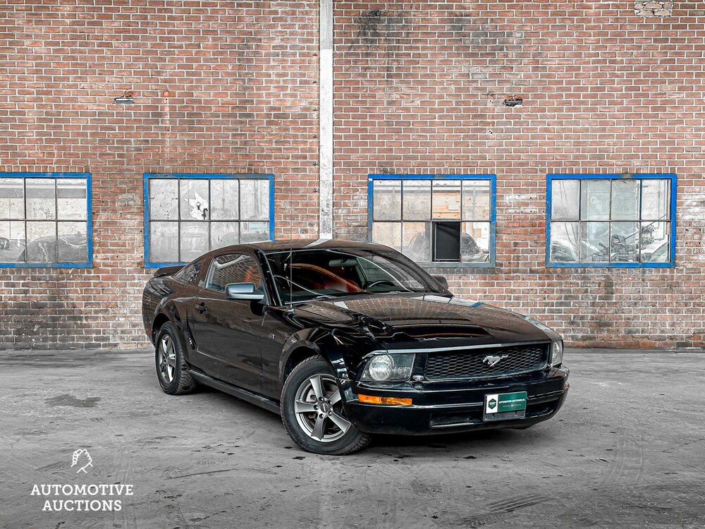 Ford Mustang Coupe 4.0 V6 209hp 2006 