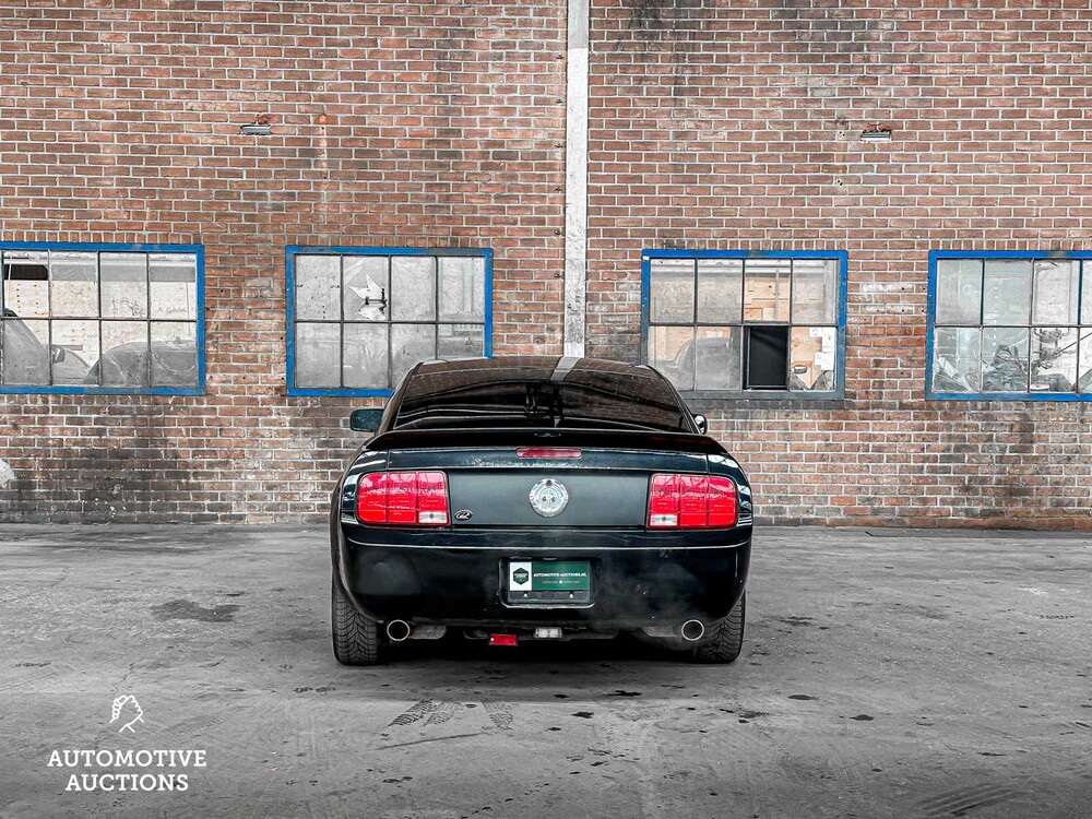 Ford Mustang Coupe 4.0 V6 209hp 2006 