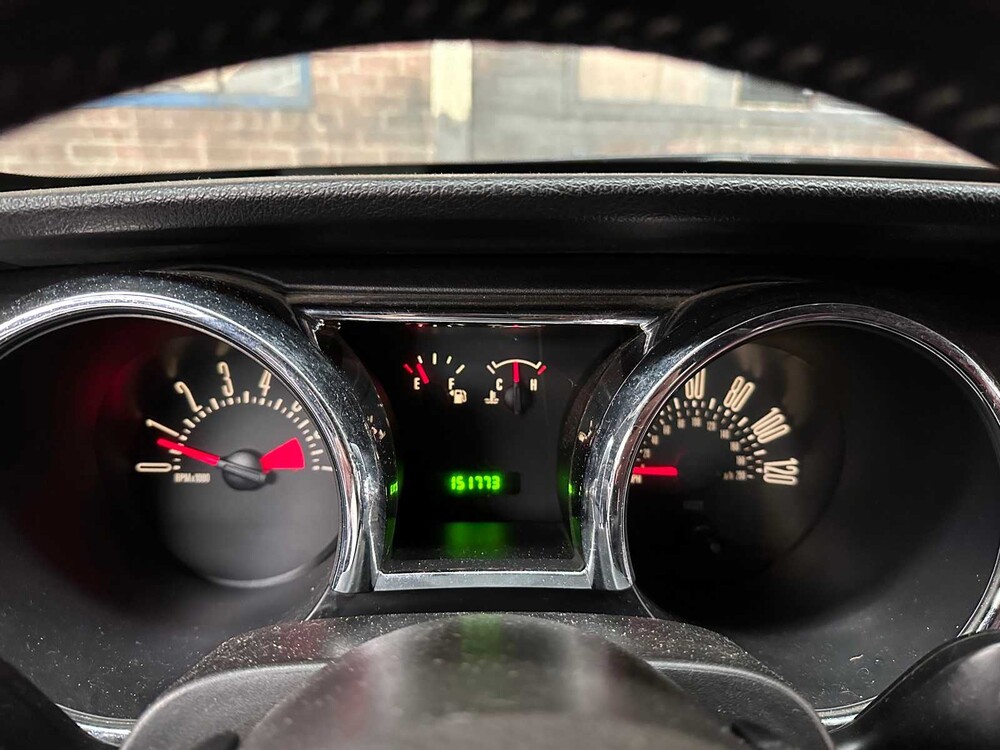 Ford Mustang Coupe 4.0 V6 209hp 2006 