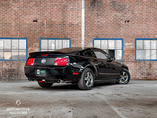 Ford Mustang Coupe 4.0 V6 209PS 2006 