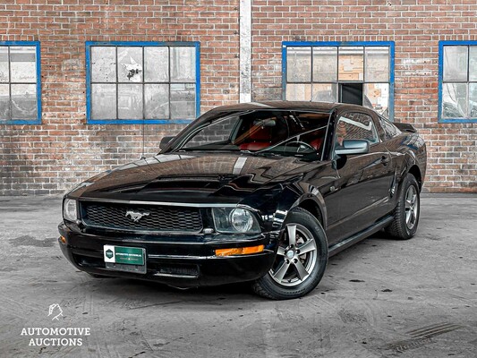 Ford Mustang Coupe 4.0 V6 209pk 2006 