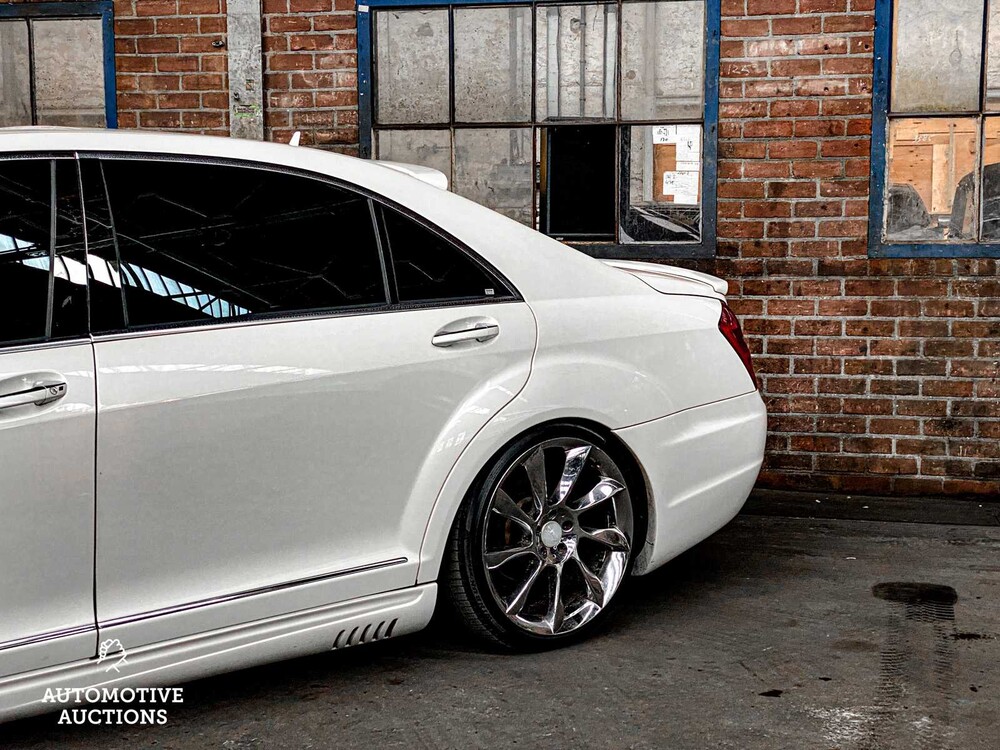 Mercedes-Benz S500 5.5 V8 S-Class 388hp 2005 -Youngtimer-