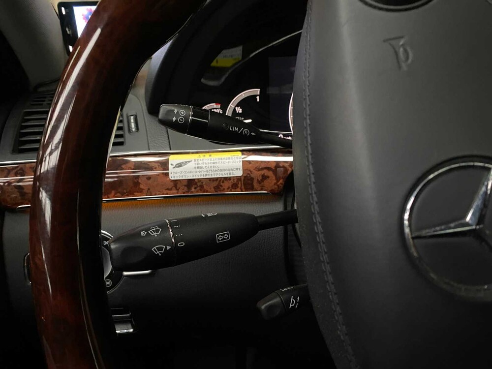 Mercedes-Benz S500 5.5 V8 S-Class 388hp 2005 -Youngtimer-