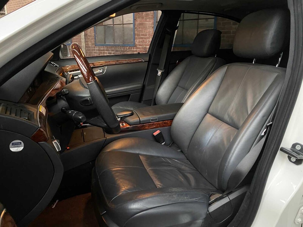 Mercedes-Benz S500 5.5 V8 S-Class 388hp 2005 -Youngtimer-