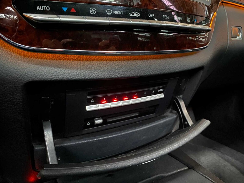 Mercedes-Benz S500 5.5 V8 S-Class 388hp 2005 -Youngtimer-