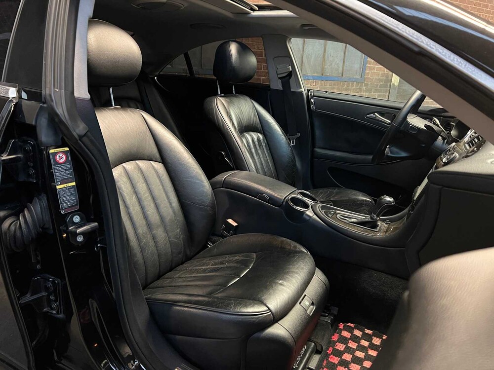 Mercedes-Benz CLS500 AMG 5.0 V8 306PS 2005 CLS-Klasse -Youngtimer-