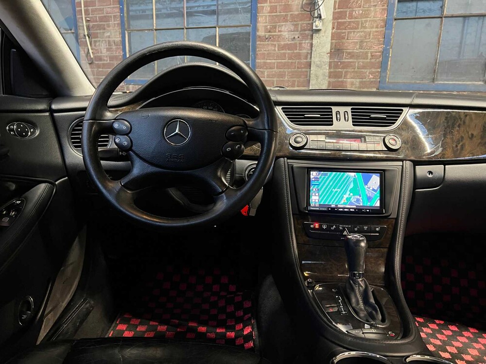 Mercedes-Benz CLS500 AMG 5.0 V8 306PS 2005 CLS-Klasse -Youngtimer-