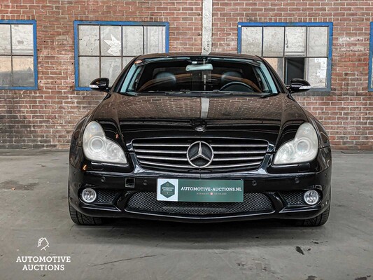 Mercedes-Benz CLS500 AMG 5.0 V8 306pk 2005 CLS-Klasse -Youngtimer-