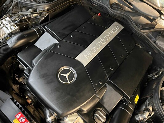 Mercedes-Benz CLS500 AMG 5.0 V8 306pk 2005 CLS-Klasse -Youngtimer-
