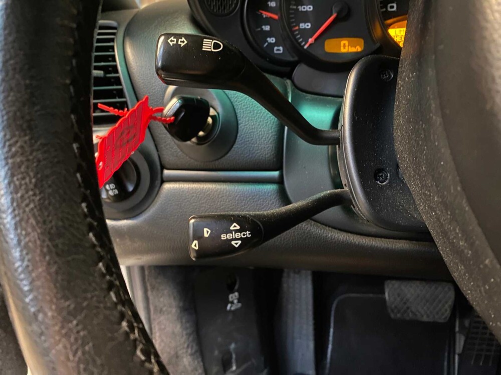 Porsche 911 Carrera 996 3.6 320PS 2002 -Youngtimer-