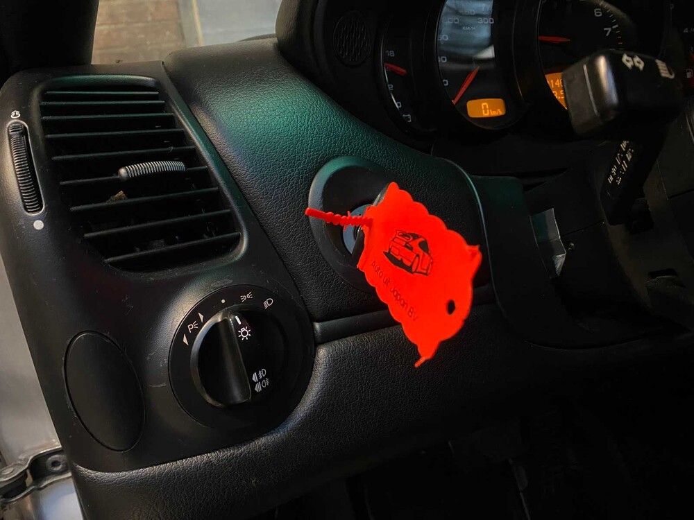 Porsche 911 Carrera 996 3.6 320PS 2002 -Youngtimer-