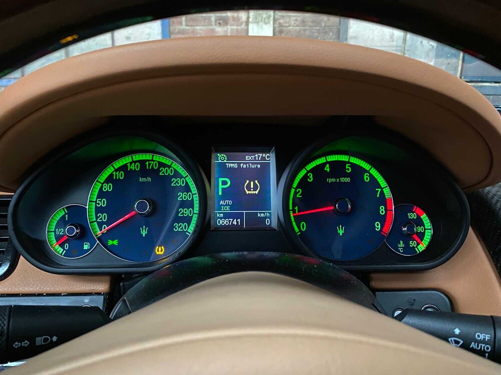 Maserati Quattroporte 4.2 V8 Sport GT 401PS ZF 2007 -Youngtimer-