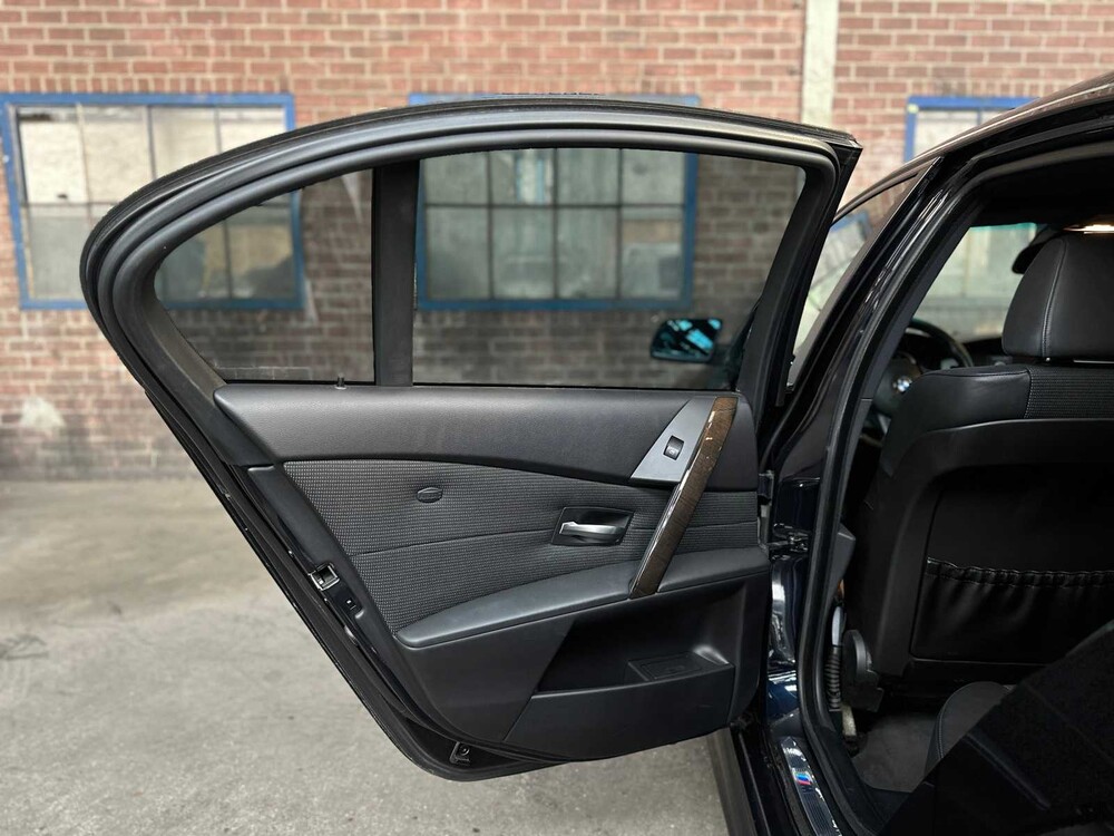 BMW 530i M-Sport Executive E60 5-Series 258hp 2006 -Youngtimer-