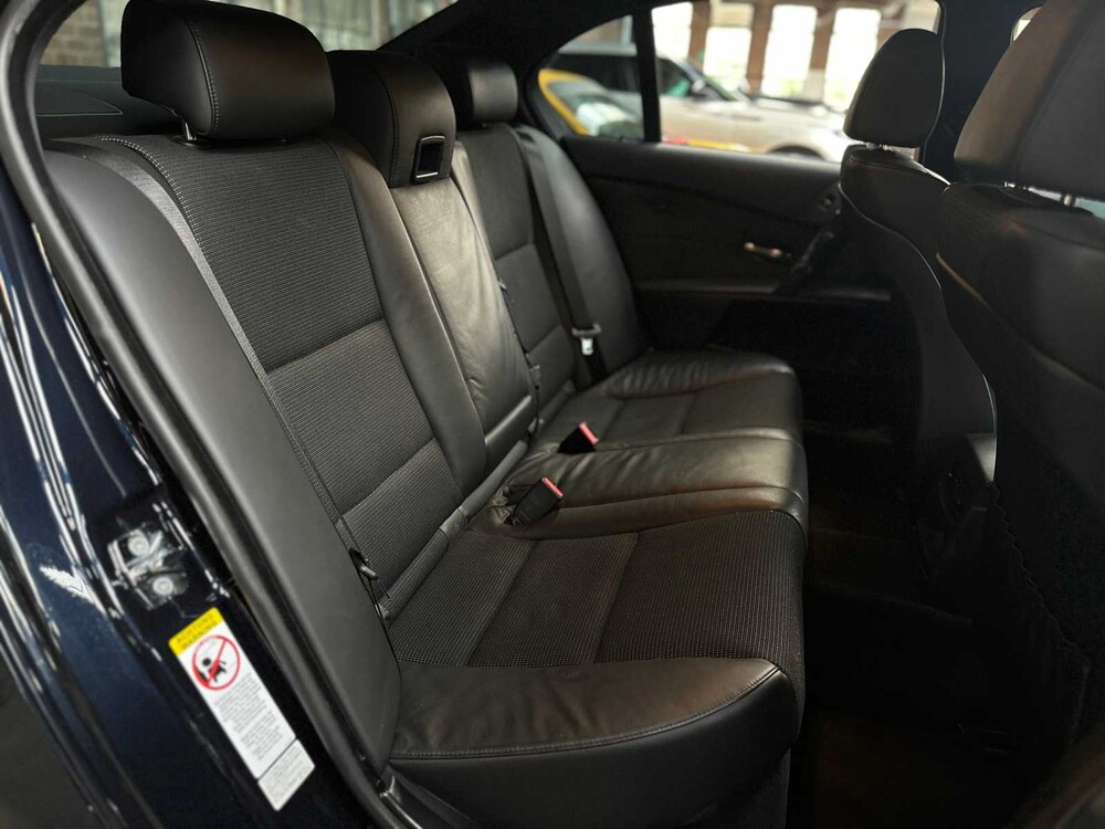 BMW 530i M-Sport Executive E60 5-Series 258hp 2006 -Youngtimer-