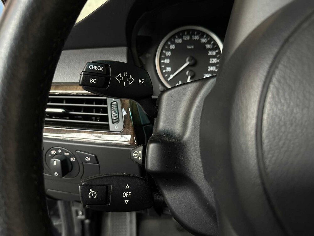 BMW 530i M-Sport Executive E60 5-Series 258hp 2006 -Youngtimer-