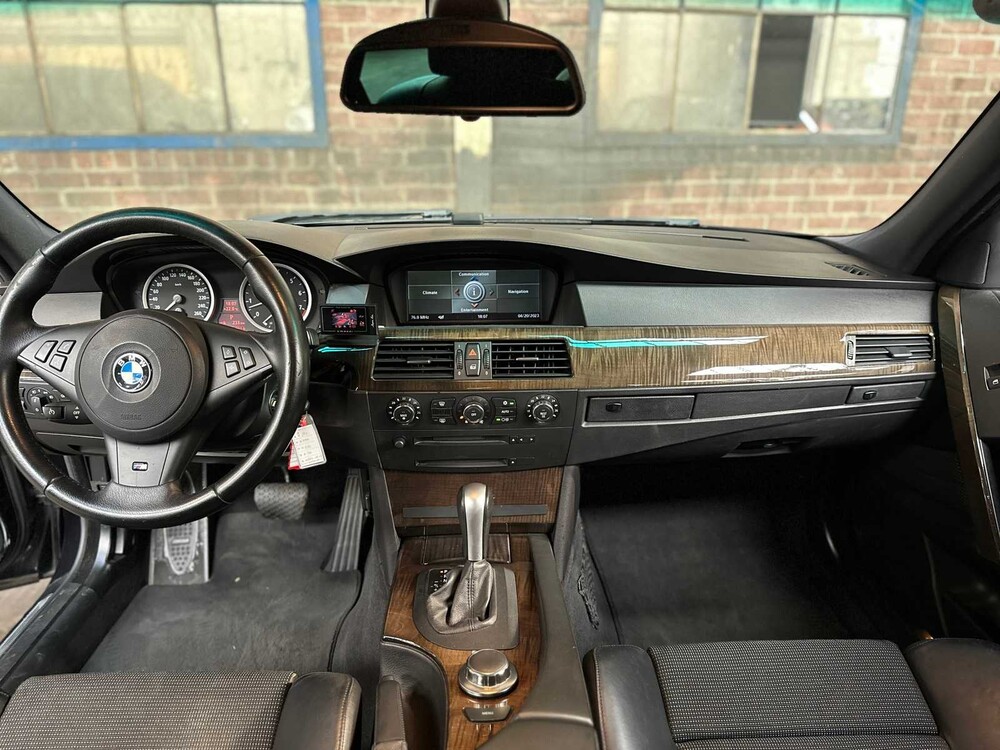 BMW 530i M-Sport Executive E60 5-Series 258hp 2006 -Youngtimer-