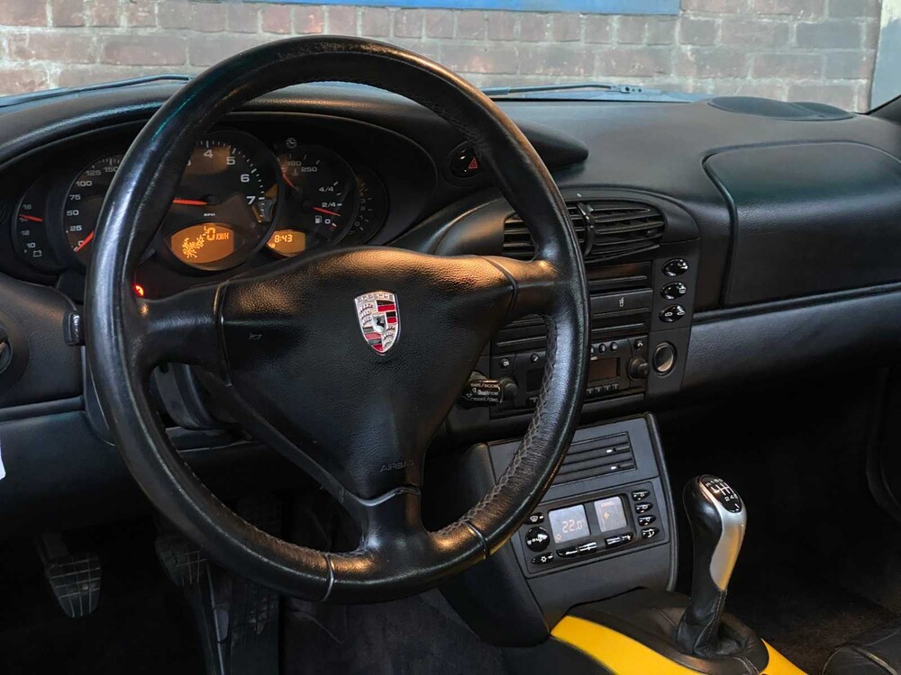 Porsche 911 Carrera 996 3.4 300pk 2001 -Youngtimer-