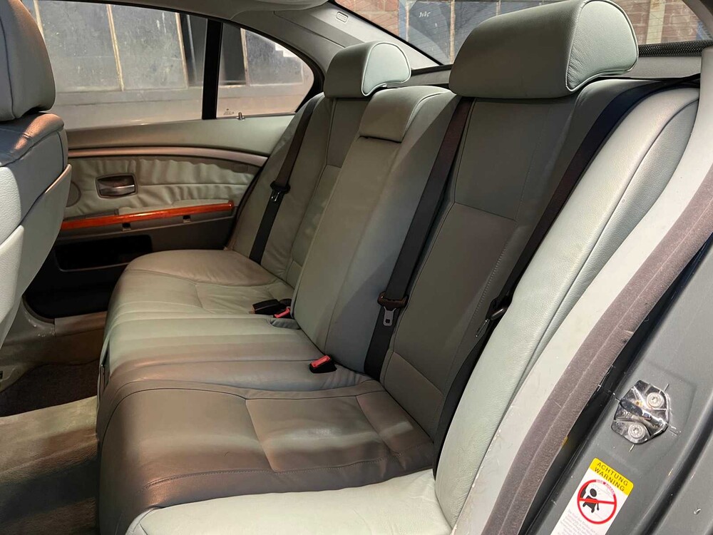 BMW 735i E65 272pk 2001 7-serie, KN-895-D -Youngtimer-