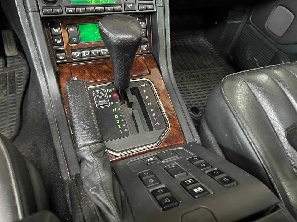 Land Rover Range Rover 4.6 HSE 218hp 2001, XR-764-X -YOUNGTIMER-