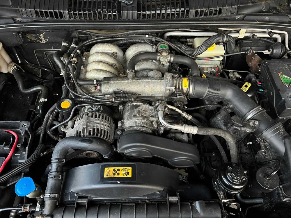 Land Rover Range Rover 4.6 HSE 218hp 2001, XR-764-X -YOUNGTIMER-