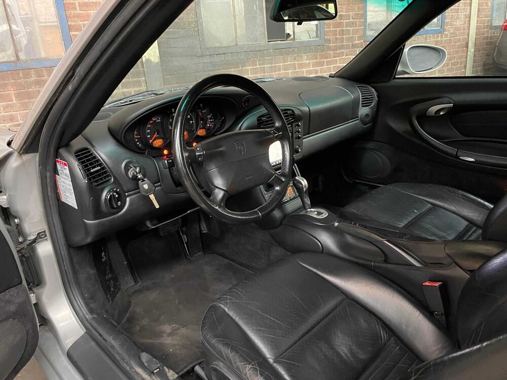 Porsche 911 996 Carrera 2 300hp 2001 -Youngtimer-