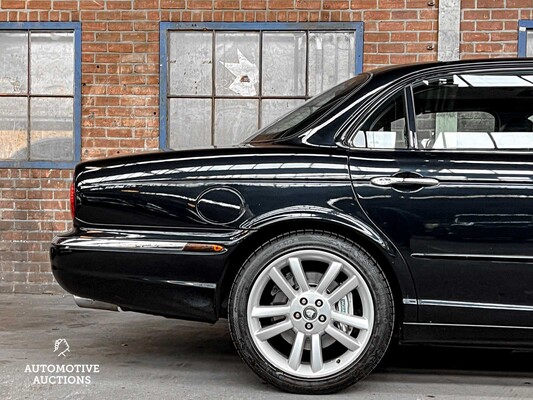 Jaguar XJR 4.2 V8 Super 396pk 2003, TX-524-X