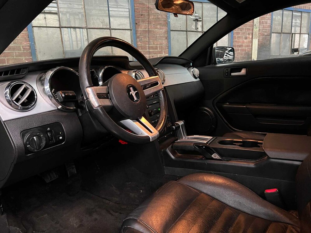 Ford Mustang GT 4.7 V8 300pk 2007 -Youngtimer-