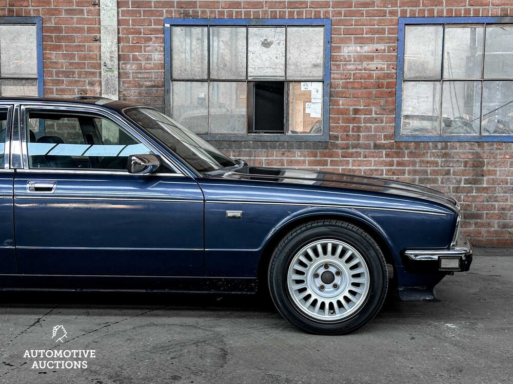 Daimler 4.0 L6 238hp 1990 -Youngtimer-