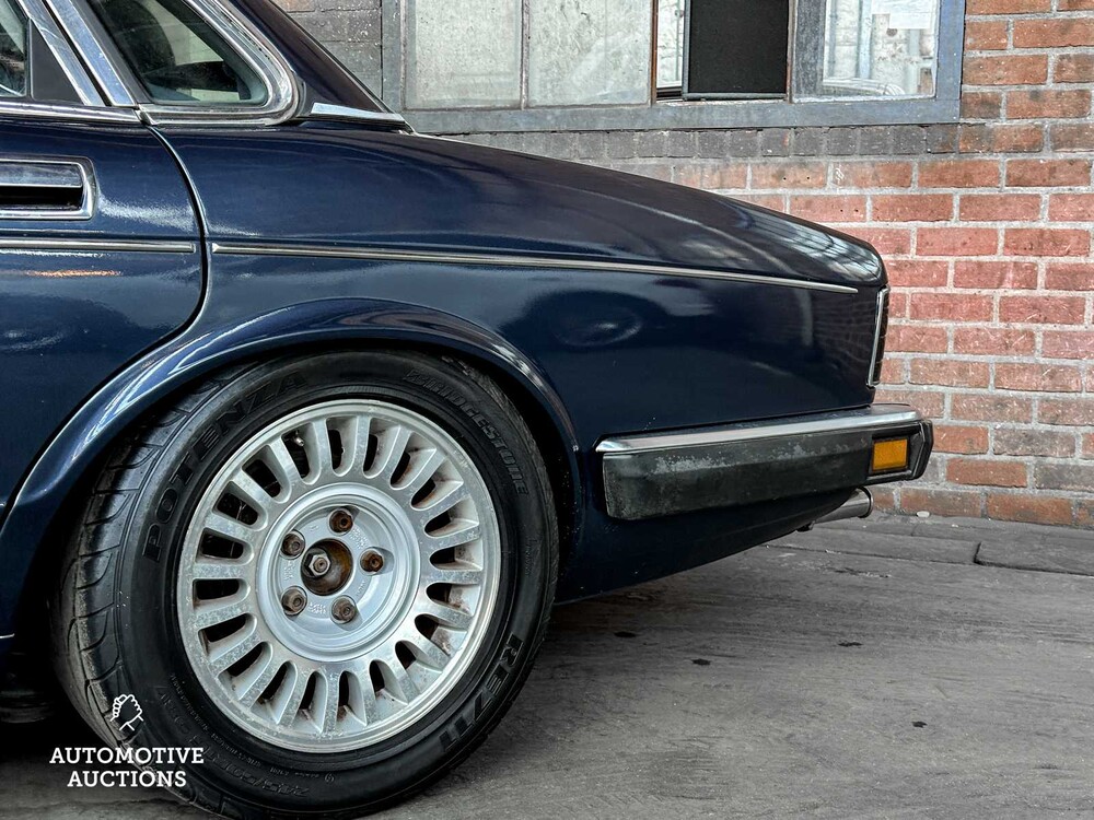 Daimler 4.0 L6 238hp 1990 -Youngtimer-