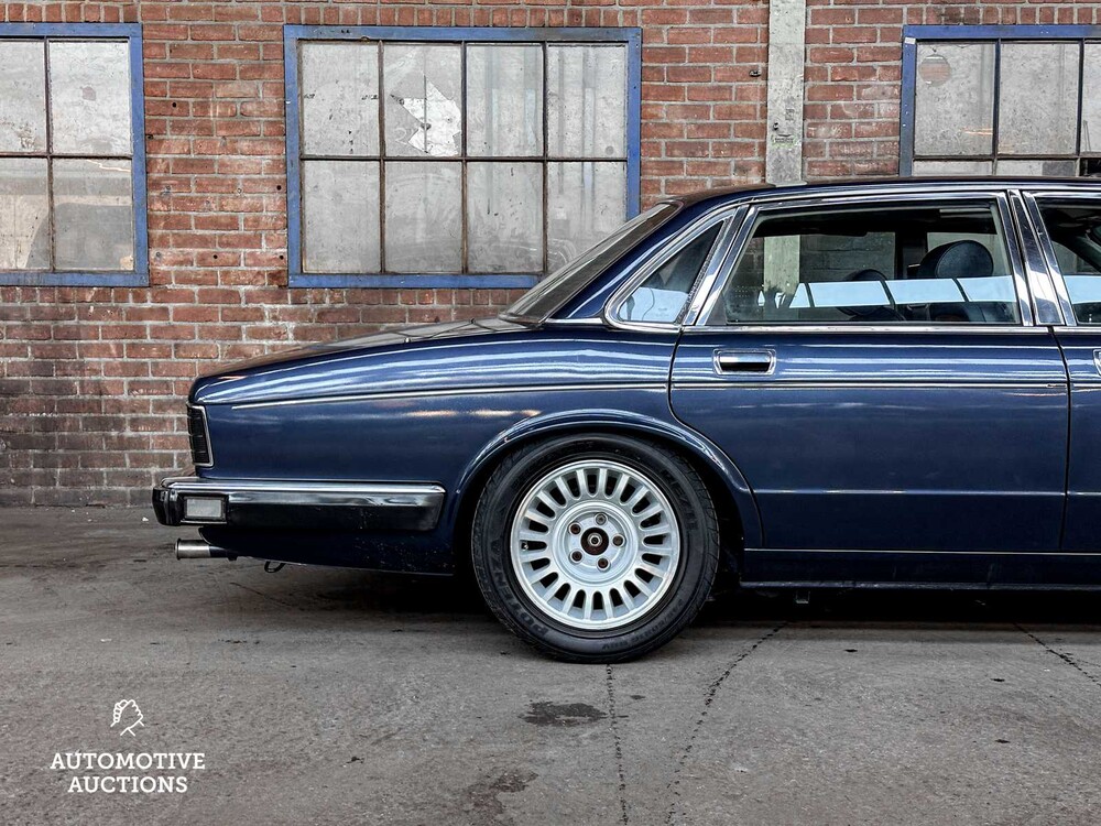 Daimler 4.0 L6 238hp 1990 -Youngtimer-