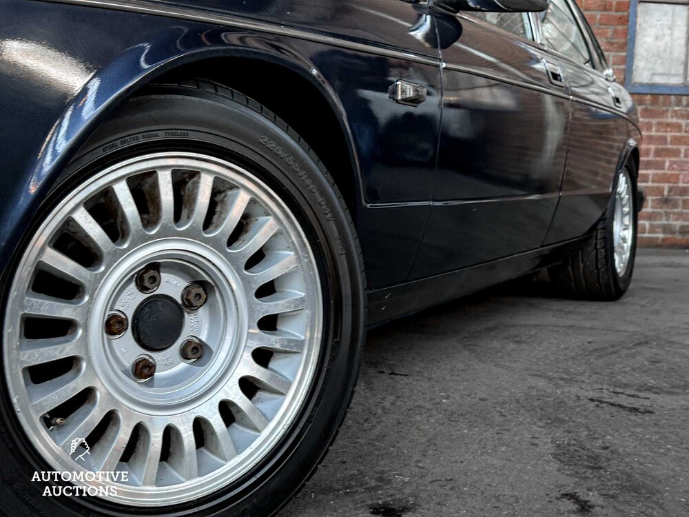 Daimler 4.0 L6 238hp 1990 -Youngtimer-