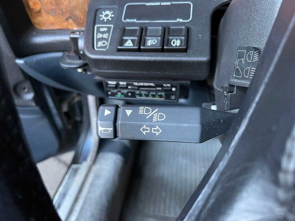 Daimler 4.0 L6 238hp 1990 -Youngtimer-