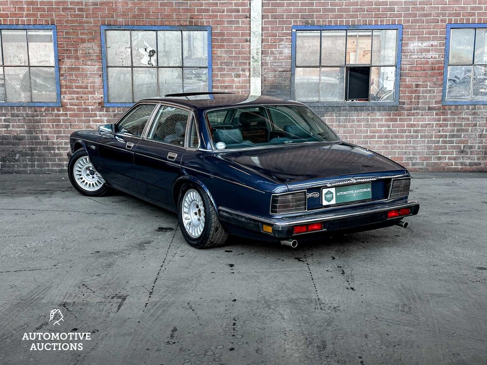 Daimler 4.0 L6 238hp 1990 -Youngtimer-