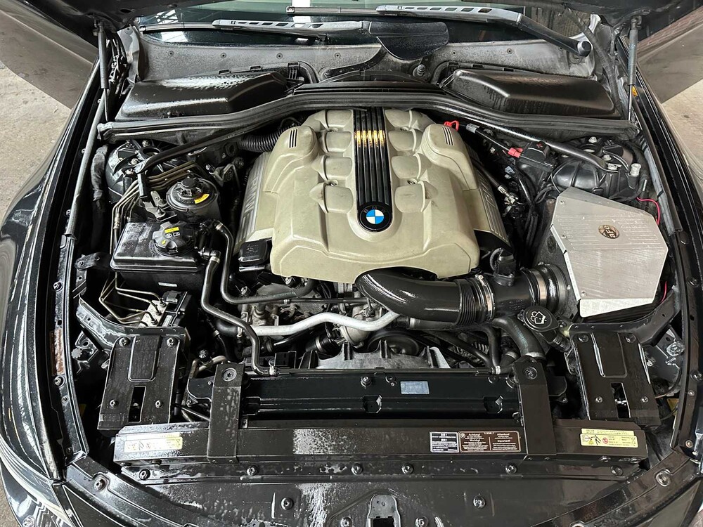 BMW 645Ci Cabriolet E64 4.4 V8 333hp 2005 -Youngtimer-