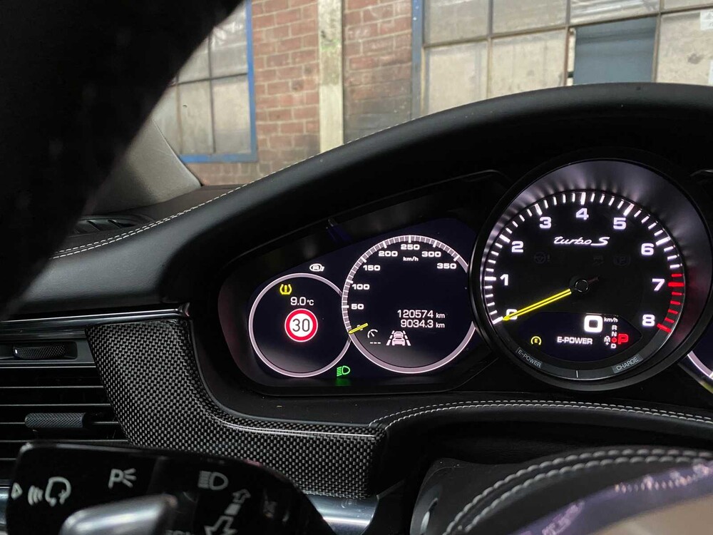 Porsche Panamera Sport Turismo Turbo S E-Hybrid 4.0 V8 680pk 2018, H-902-PP