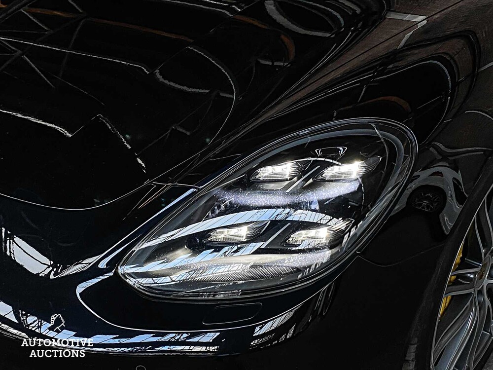 Porsche Panamera Sport Turismo Turbo S E-Hybrid 4.0 V8 680pk 2018, H-902-PP