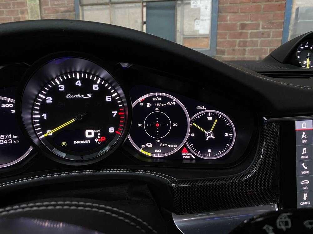 Porsche Panamera Sport Turismo Turbo S E-Hybrid 4.0 V8 680pk 2018, H-902-PP