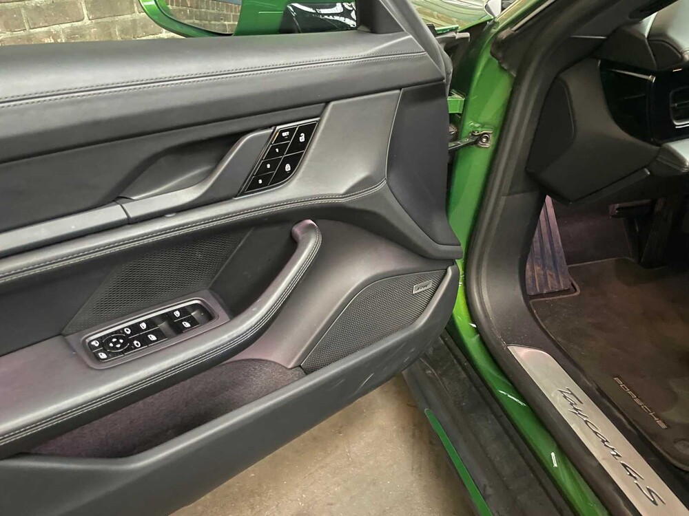  Porsche Taycan 4S PERFORMANCE 84kWh Sport-Chrono 489pk 2020, K-355-XZ