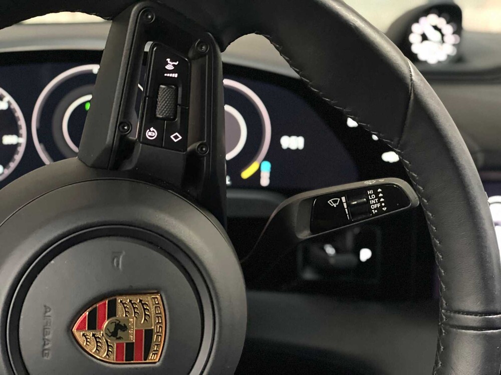  Porsche Taycan 4S PERFORMANCE 84kWh Sport-Chrono 489pk 2020, K-355-XZ