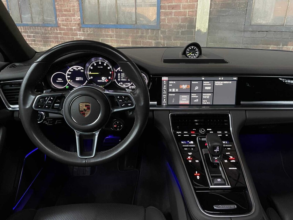 Porsche Panamera 4 E-Hybrid 2.9 V6 462pk Sport-Chrono 2017 ORIG-NL, RB-566-F