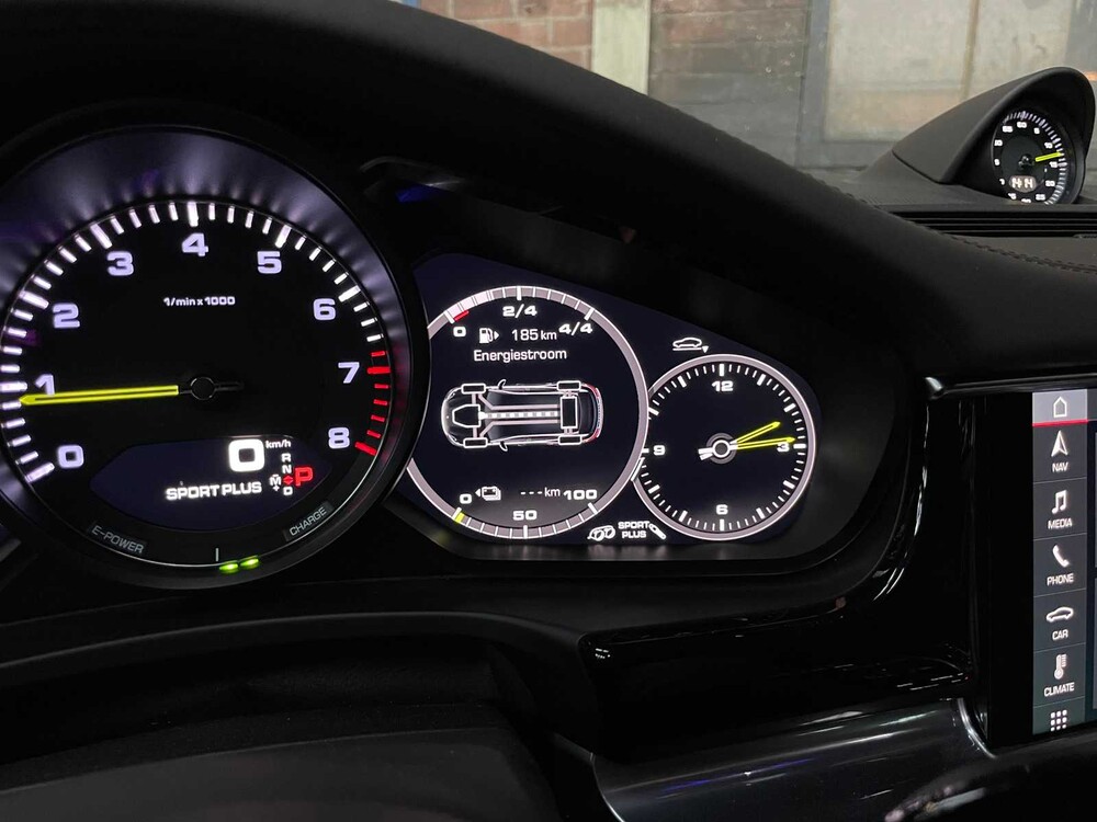 Porsche Panamera 4 E-Hybrid 2.9 V6 462pk Sport-Chrono 2017 ORIG-NL, RB-566-F