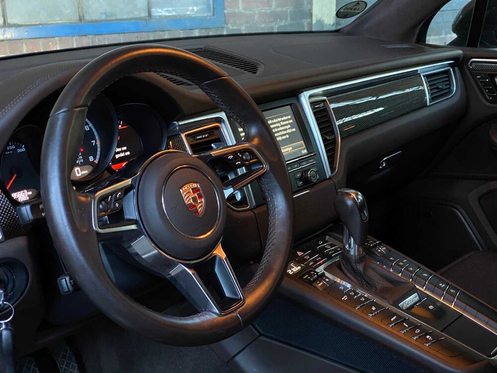 Porsche Macan Turbo 3.6 V6 -CARBON- 400hp 2015 ORIG-GB, 5-ZHF-03