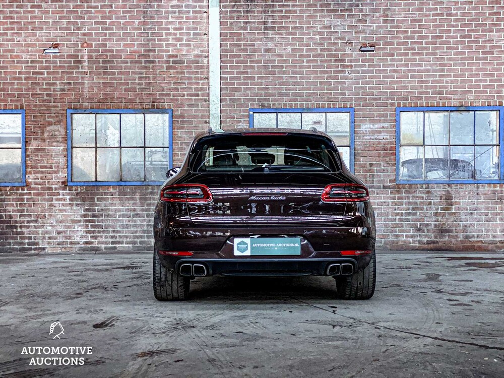 Porsche Macan Turbo 3.6 V6 -CARBON- 400hp 2015 ORIG-GB, 5-ZHF-03