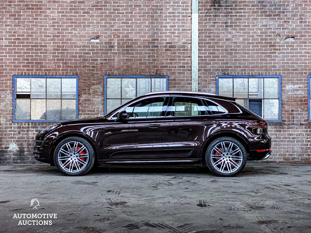 Porsche Macan Turbo 3.6 V6 -CARBON- 400hp 2015 ORIG-GB, 5-ZHF-03