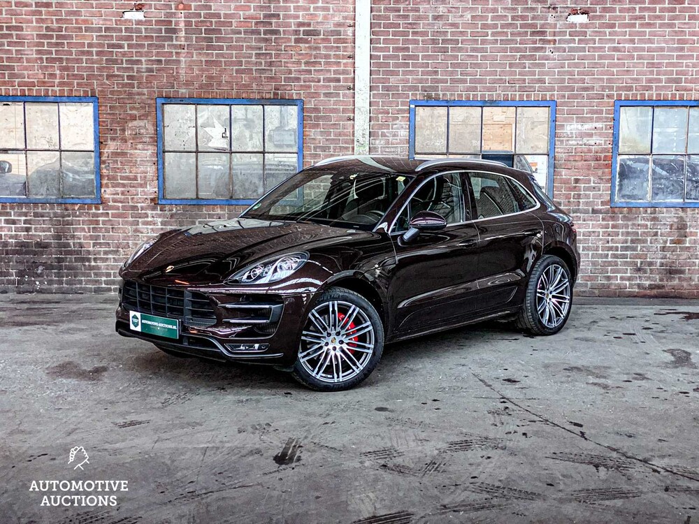 Porsche Macan Turbo 3.6 V6 -CARBON- 400hp 2015 ORIG-GB, 5-ZHF-03
