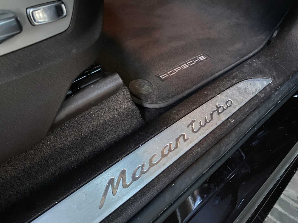 Porsche Macan Turbo 3.6 V6 -CARBON- 400hp 2015 ORIG-GB, 5-ZHF-03