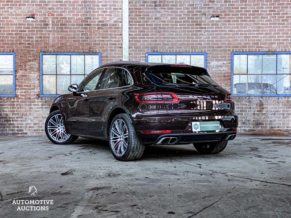 Porsche Macan Turbo 3.6 V6 -CARBON- 400hp 2015 ORIG-GB, 5-ZHF-03